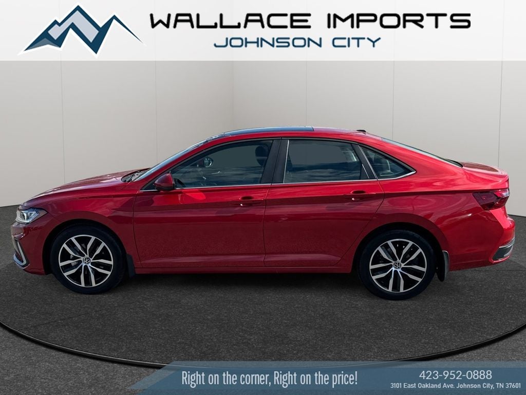 2025 Volkswagen Jetta 1.5T SE in Kings Red Metallic — front three-quarter view