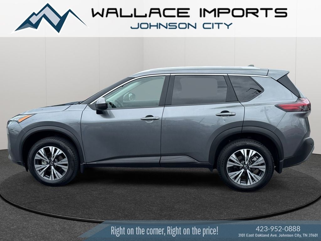 2023 Nissan Rogue SV in Gun Metallic — front three-quarter view