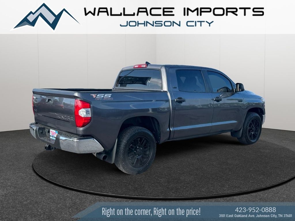 2020 Toyota Tundra — detail view