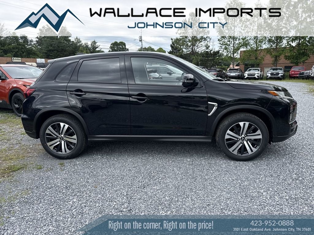 2026 Mitsubishi Outlander Sport 2.0 SE in Labrador Black Pearl — front three-quarter view