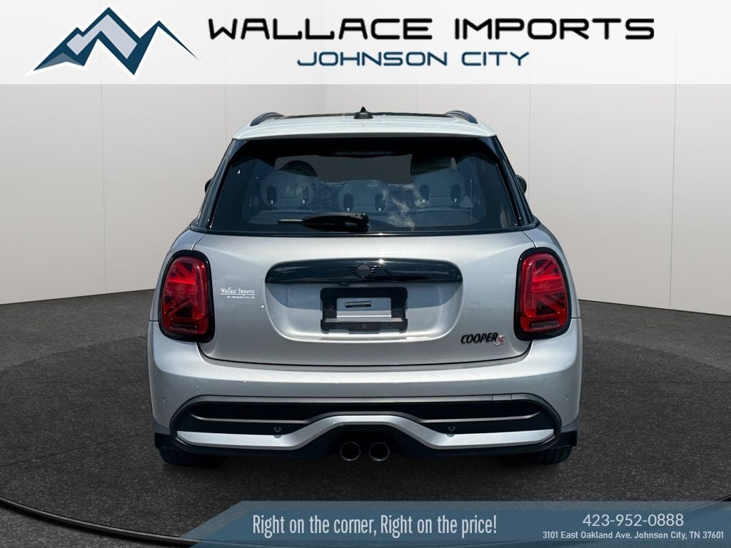 2024 MINI Cooper S — interior view